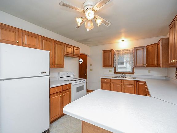 5th image of 3755 Lyndale Ave N