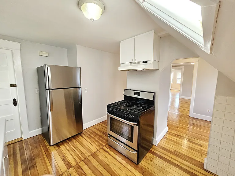14 Methyl St #3 — Photo 12