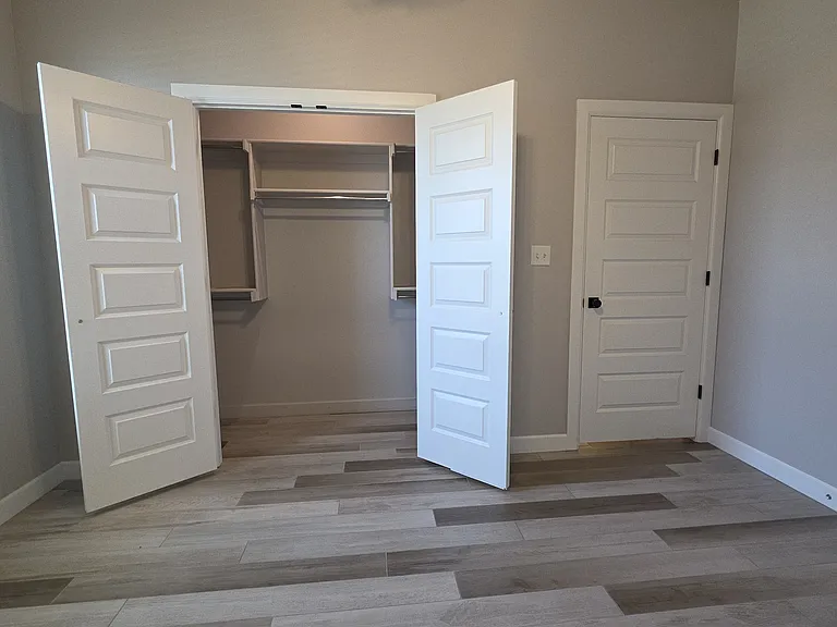 Nice closet space.