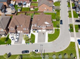 39 Divinity Cir, Brampton, ON L7A 3Y3