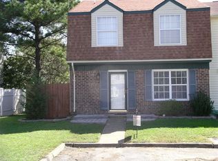 958 Smoke Tree Ln, Virginia Beach, VA 23452