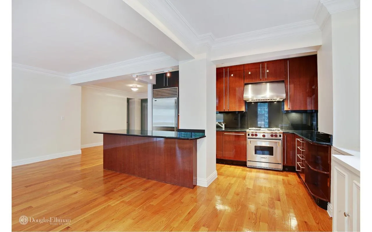 L'Appartement DEUXIEME CLASSE - L'Appartment Americana N/S