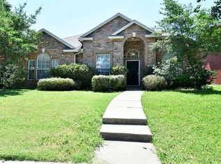 631 Forest Hill Dr, Coppell, TX 75019
