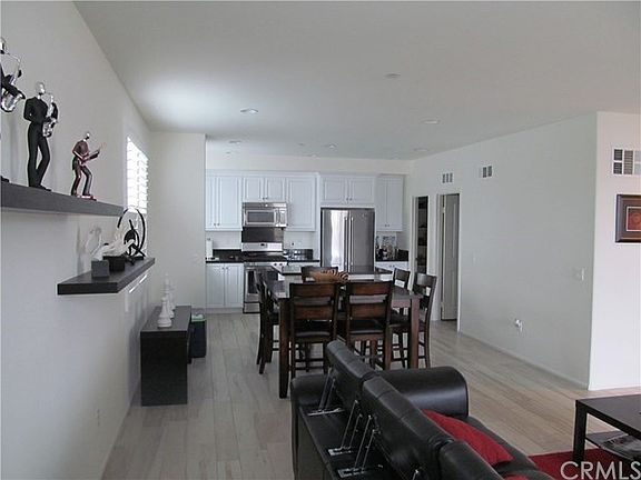 4th image of 601 Orlando Ct