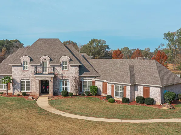 103 Roberts Dr, Madison, MS 39110