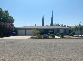 1075 W Flora Ave, Reedley, CA 93654