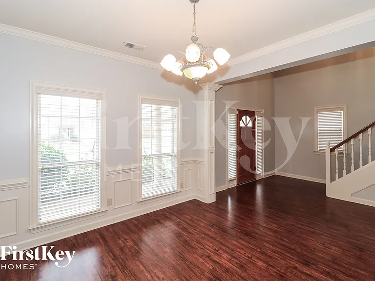 1311 Rain Hollow Cir W — Photo 5