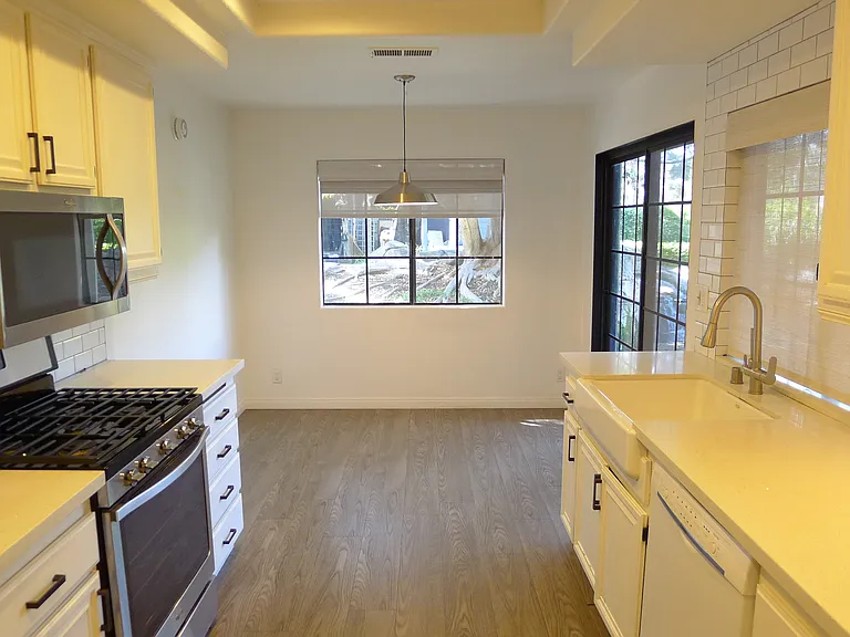 20321 Tidepool Cir #105 — Photo 9