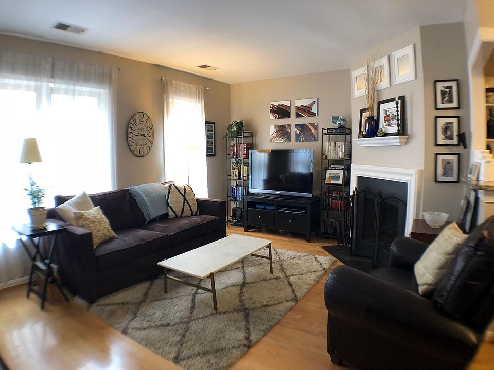 Large living room.