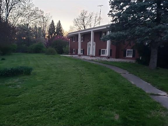 3rd image of 10300 E Orr Rd