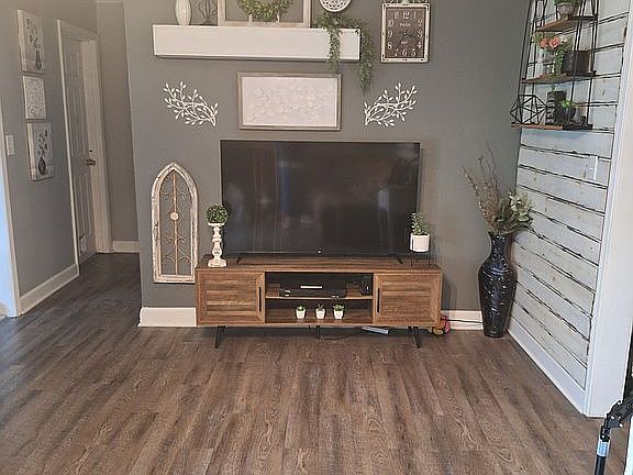 2nd image of 8567 Ashley Ln