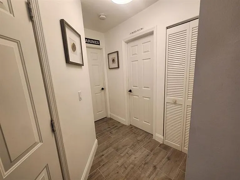 250 E Riverbend Dr — Photo 14