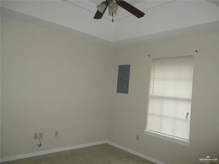 808 W Bronze Dr #C — Photo 7