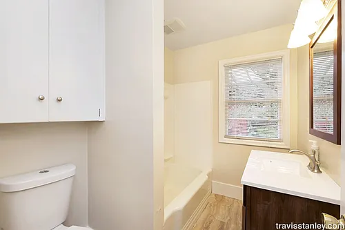 3223 NE Emerson St #4 — Photo 10