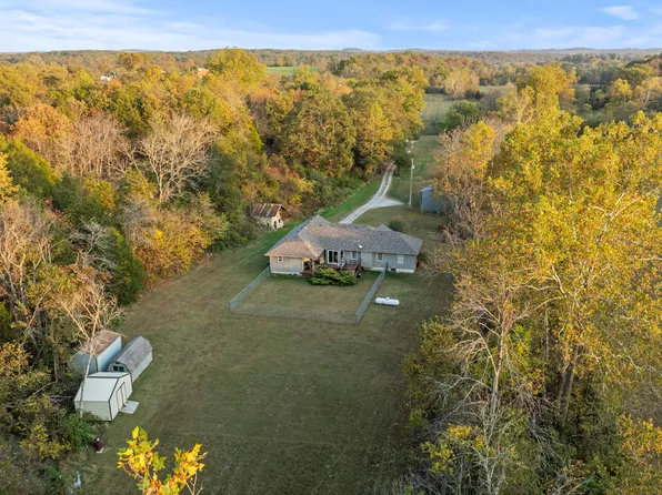 10472 Private Drive 5312, Ava, MO 65608