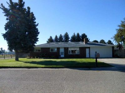 1754 Elaine St, Billings, MT, 59105