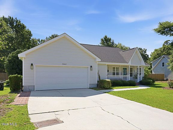 3rd image of 2002 Joslyn Drive