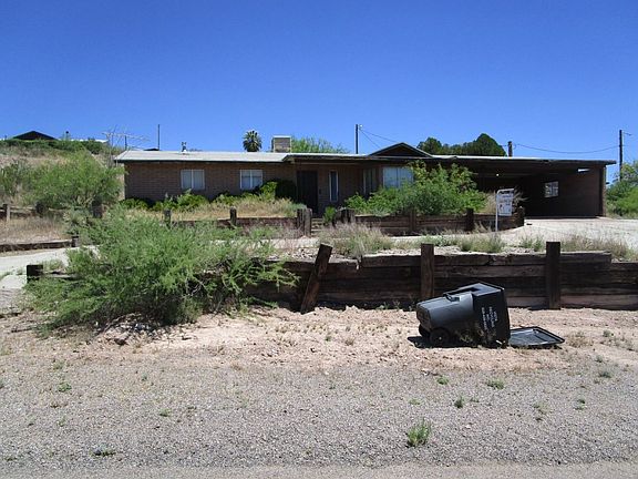2nd image of 222 N Calle Luna
