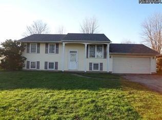 2542 North, Warren, OH 44484