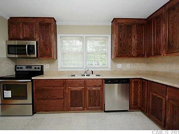 2nd image of 7335 Meadowdale Ln