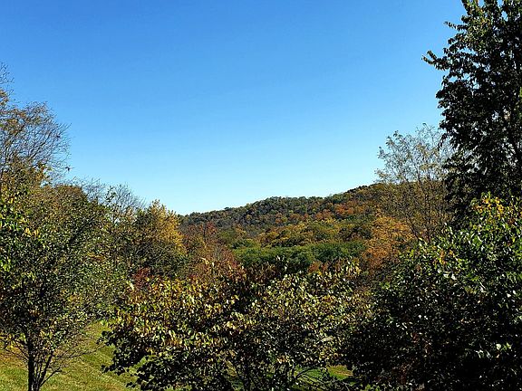 5th image of 6450 Stone Creek Ln