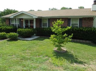 2114 Elm Dr, Arnold, MO 63010