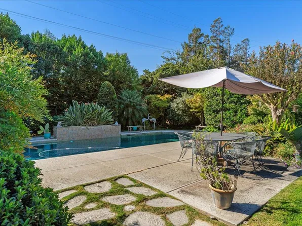 2400 Estate Dr, Stockton, CA 95209