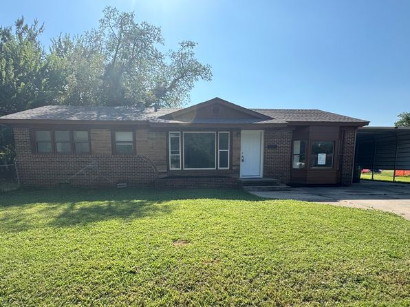 750 Highland Pkwy
