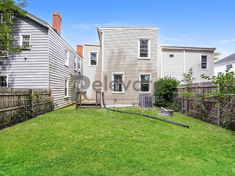 1313 N 20th St — Photo 15