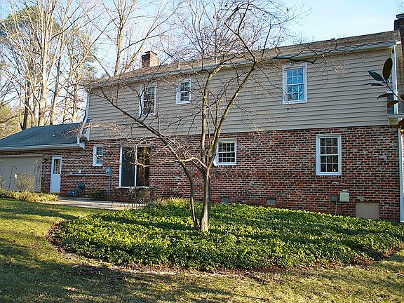 4th image of 11710 Bollingbrook Dr
