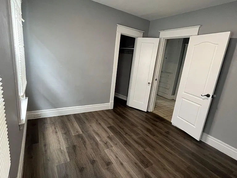 121 Minnesota Ave #1 — Photo 8