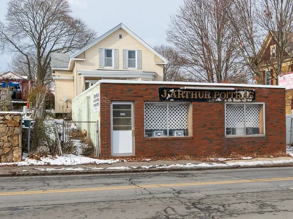 525 Chelmsford St, Lowell, MA 01851