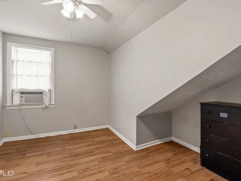 266 Carrollton Ave — Photo 41