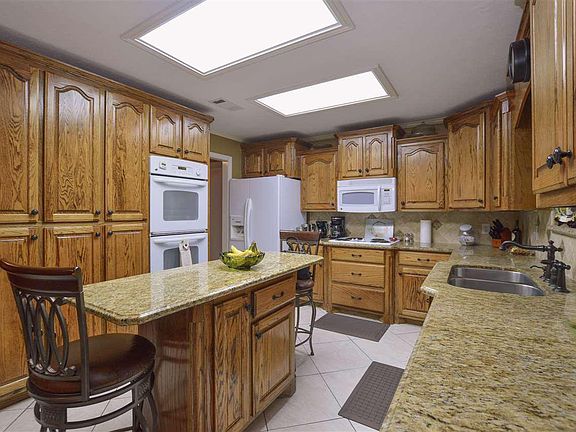 5th image of 8655 Manion Dr