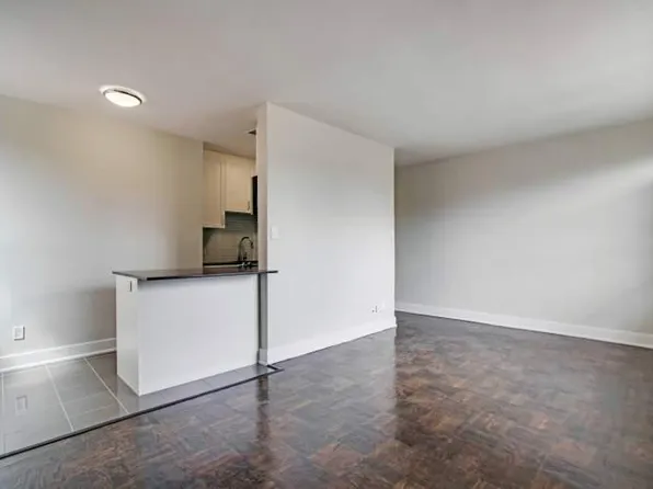 82 Warren Road, 82 Warren Rd, Toronto, ON M4V 2R7