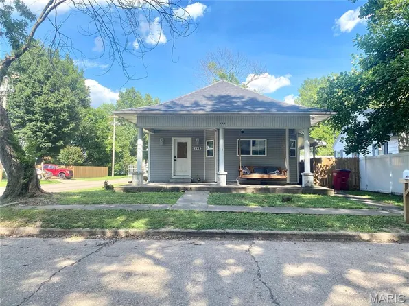 846 Vernon Ave, Sikeston, MO 63801