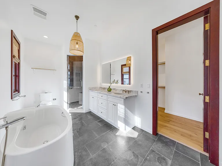 11 Deodar Ln #6 — Photo 16