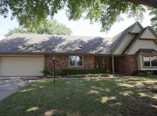 8303 S Indianapolis Pl, Tulsa, OK 74137