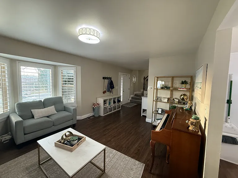 364 N 800 E — Photo 23