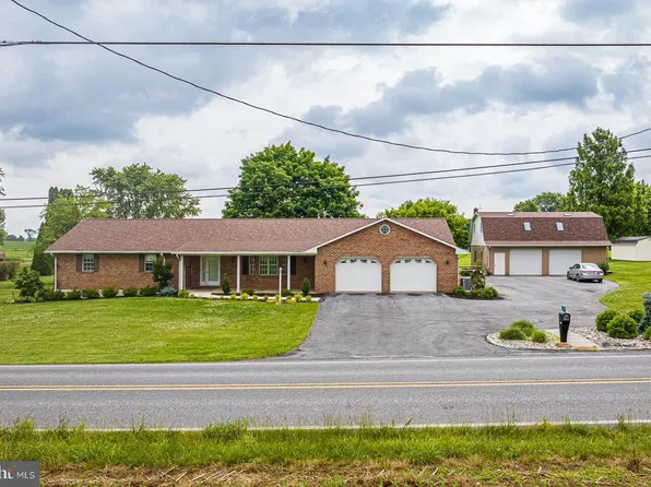 669 Weavertown Rd, Myerstown, PA 17067