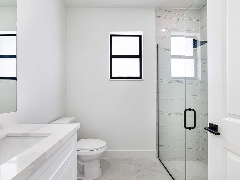 1222 Sheldon Ave — Photo 8