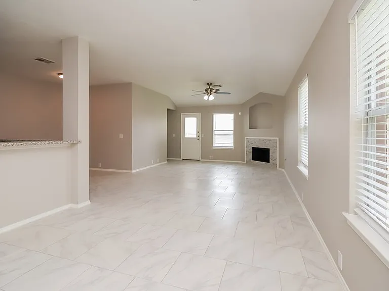 6027 Water Violet Ln — Photo 4