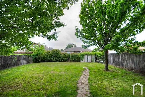 5 bed, 3039 sqft, $3,650 — Photo 4