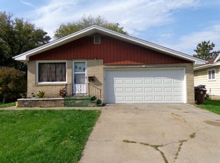 416 1st St, Stevens Point, WI 54481