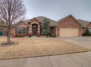8913 NW 111th St, Oklahoma City, OK 73162