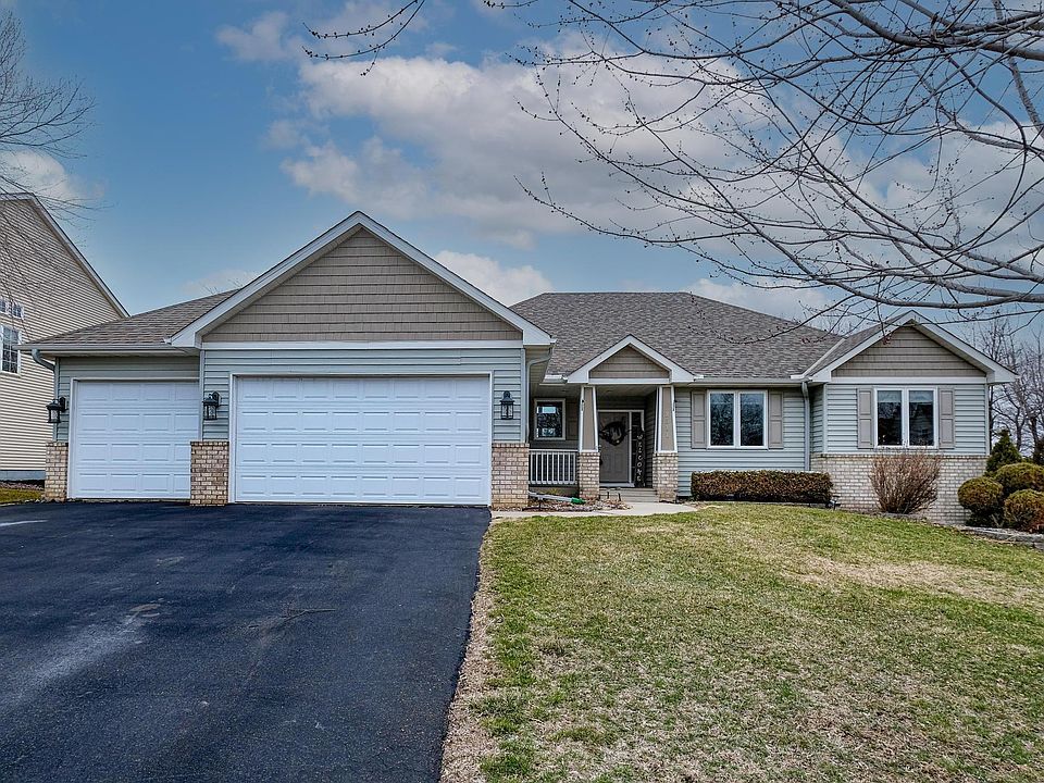 1st image of 2311 Seurer St
