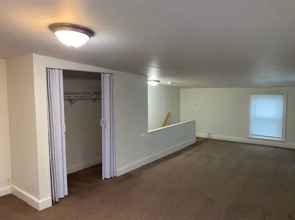 137 Royal Ter, Harrisburg, PA 17103