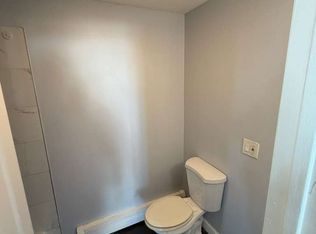 39 N 3rd St #1R, Paterson, NJ 07522