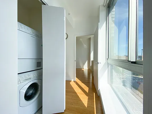 Rented by Kahen Properties | media 11