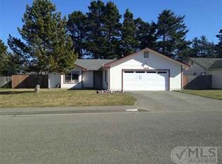 1635 El Monte Rd, Crescent City, CA 95531